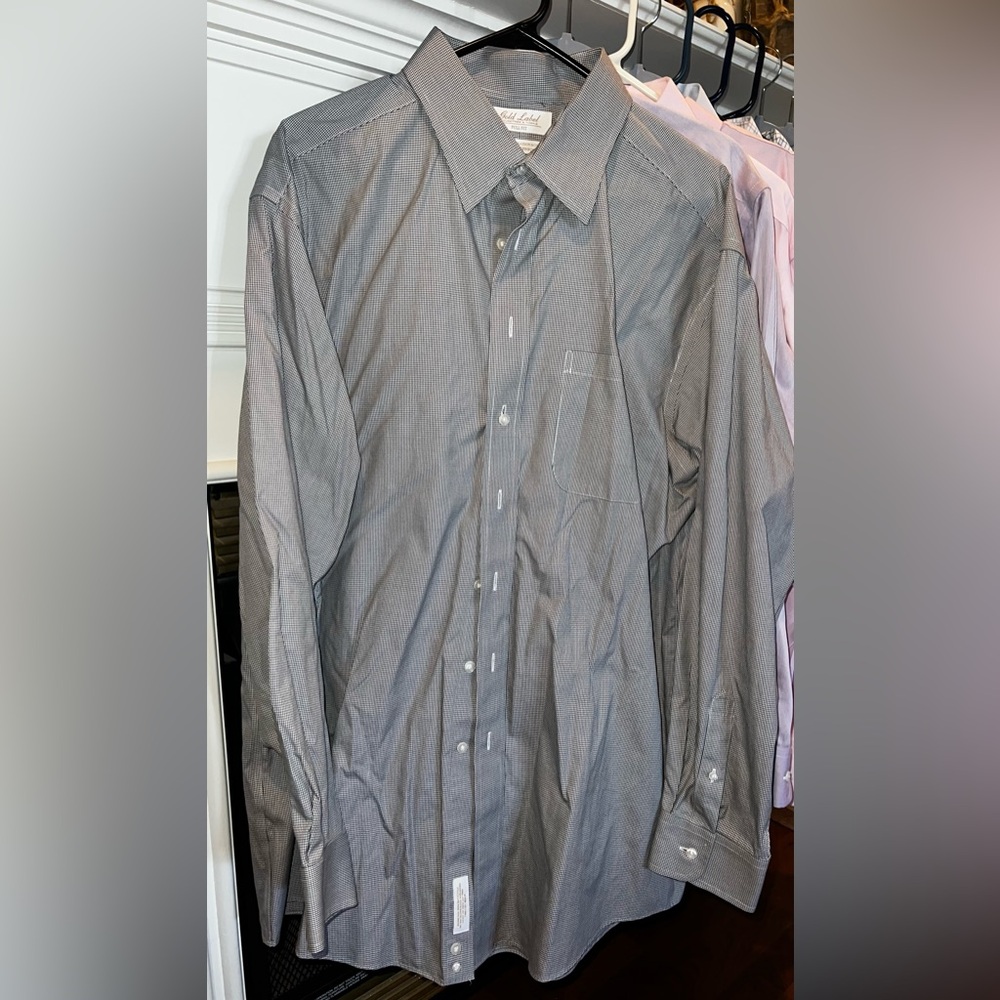 Gold Label Men's Full Fit Dress Shirt Collection - 8 shirts - Picture 2 of 9